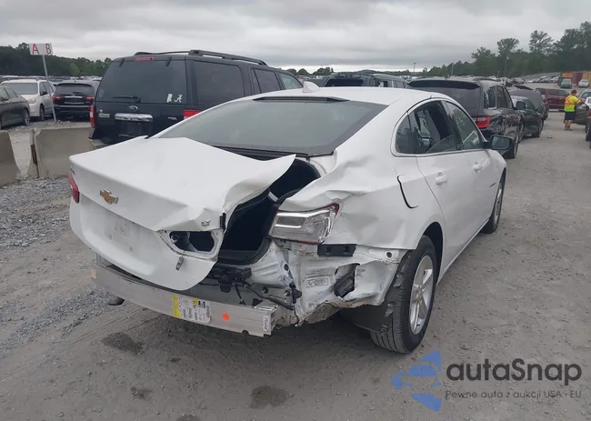 1G1ZD5ST9RF110208: 42942748