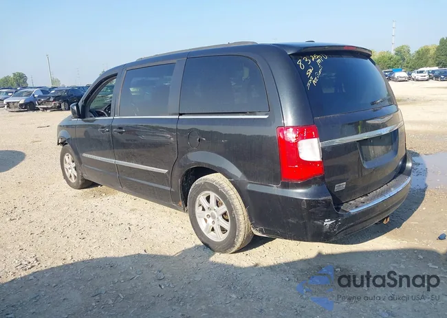 2C4RC1BG3CR187324: 42943177