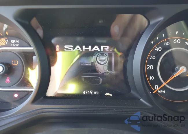 1C4PJXEG1RW238315: 42942359