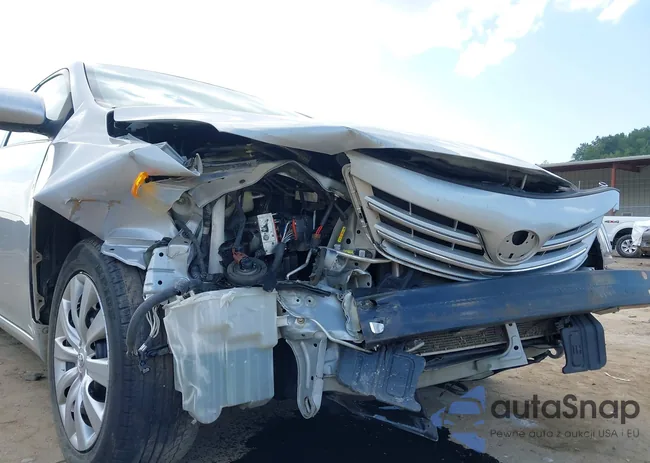 2T1BU4EE2DC036647: 42943670