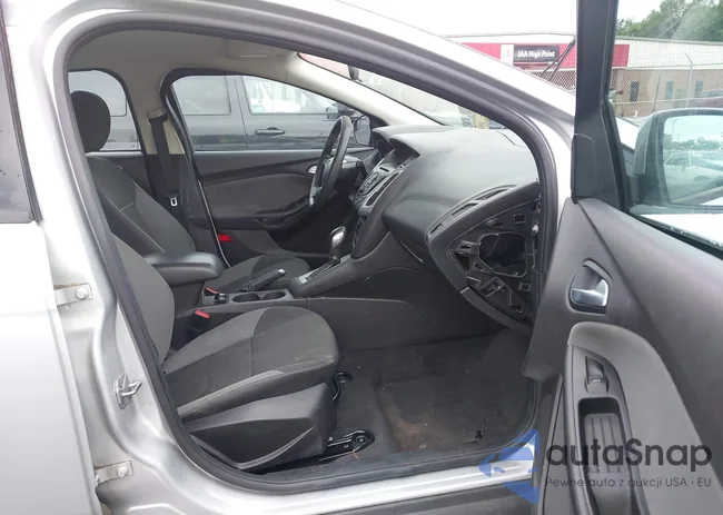 1FADP3F24EL124419: 42943902