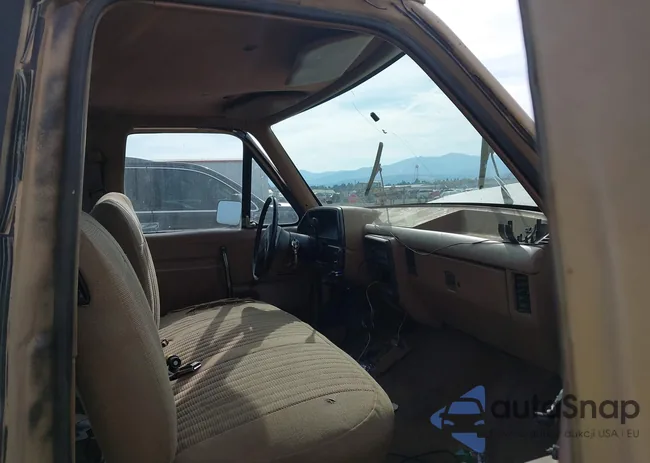 1FTHX25G5MKB08396: 42944094