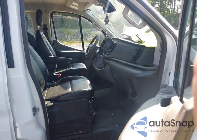 1FBAX2Y89LKB51521: 42944152