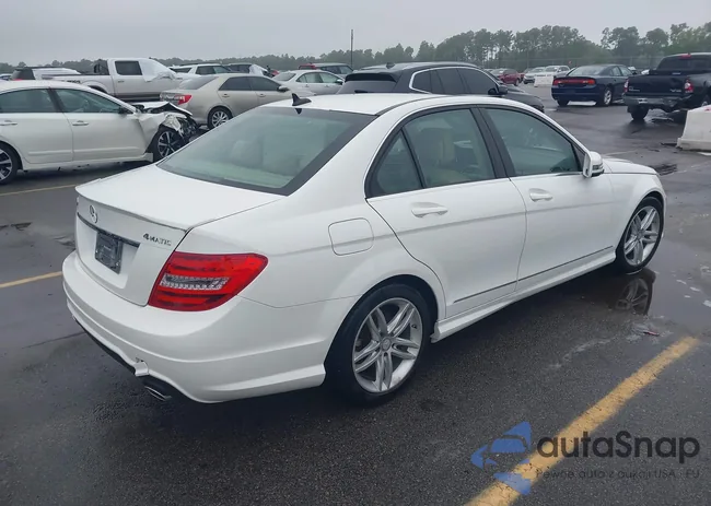 WDDGF8AB7ER303636: 42944156