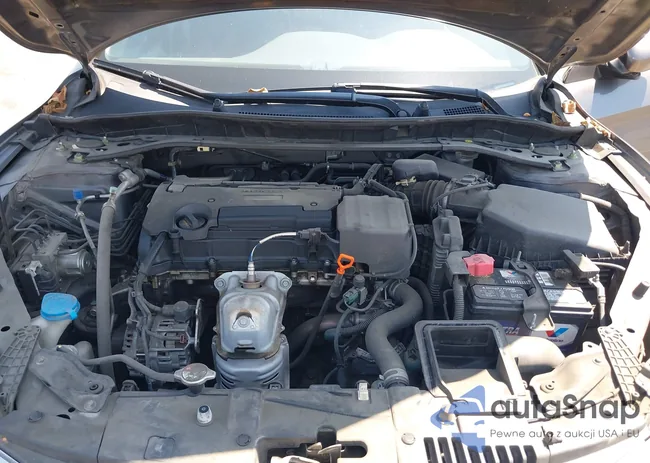 1HGCR2F52GA221235: 42943256