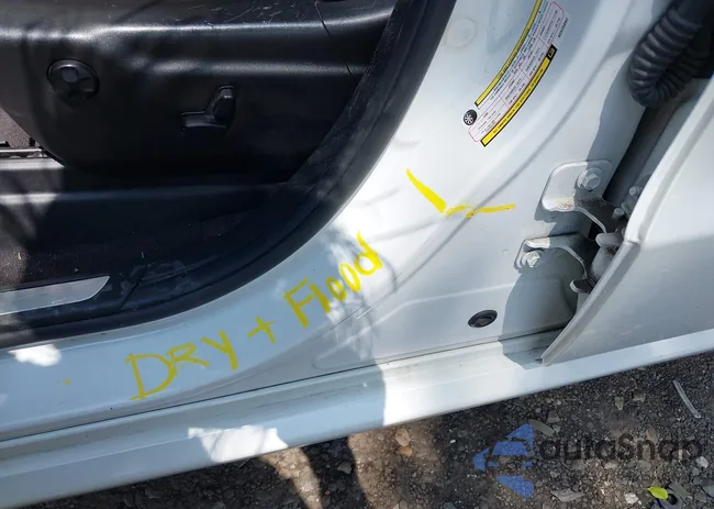 1C4RDJDG9KC525892: 42943511