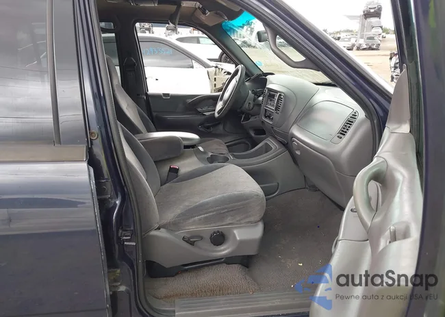 1FMRU17L7XLB50175: 42943567