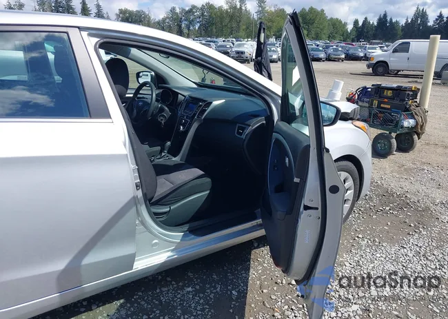 KMHD35LH1GU304573: 42944706