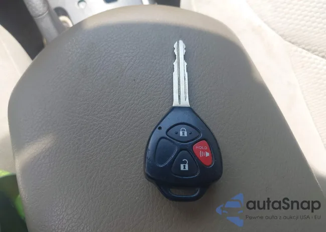 2T3BF4DV2BW145088: 42945035