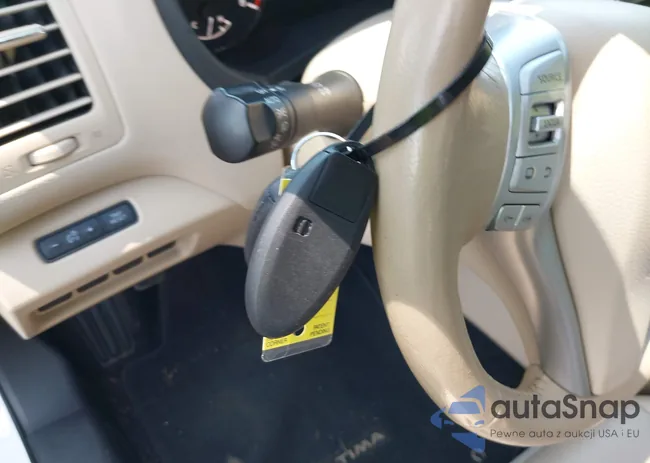 1N4AL3AP3HC479992: 42945136