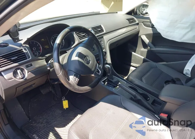 1VWAT7A3XFC074026: 42945224