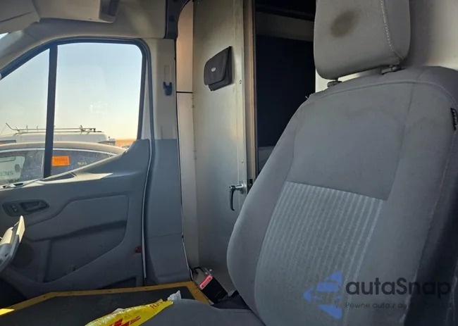 1FTKR3XM9JKB56472: 42944510