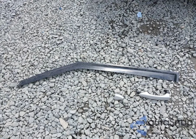 KMHTC6AD5CU026904: 42945656