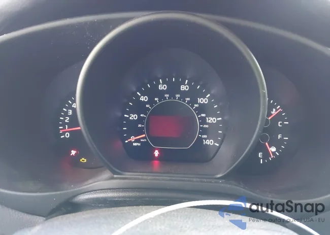 KNDJX3A56F7780498: 42945678