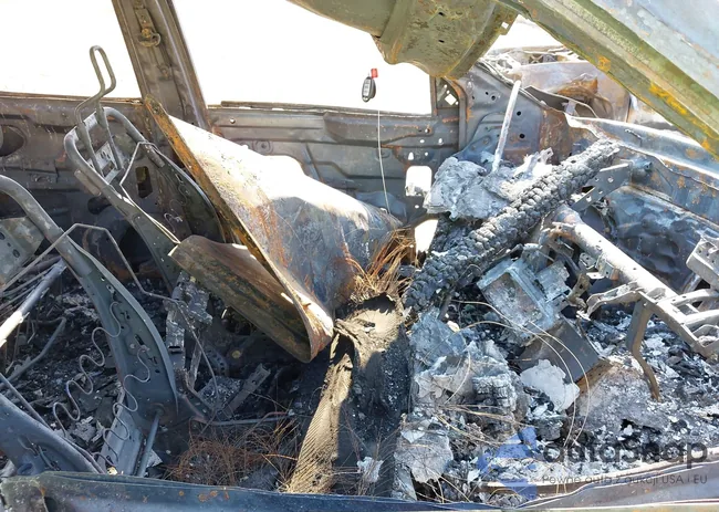 5N1DR2MN6JC649838: 42945703