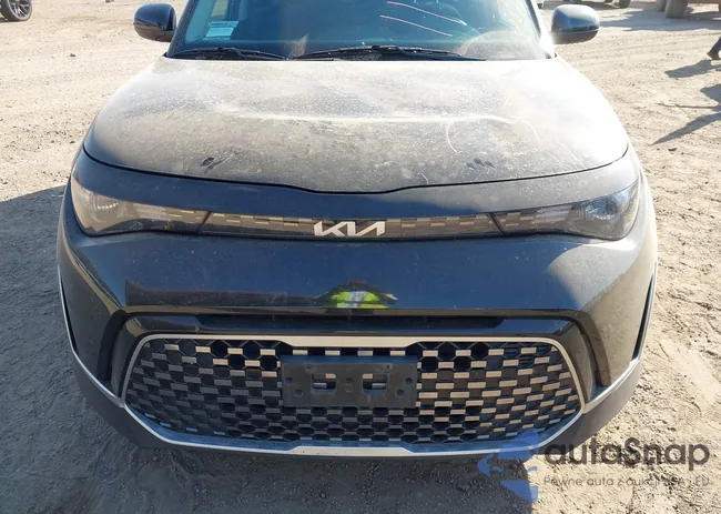 KNDJ33AU1P7849358: 42945841