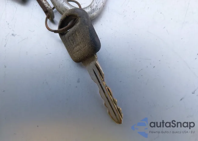 1GNDX13E52D245681: 42945866