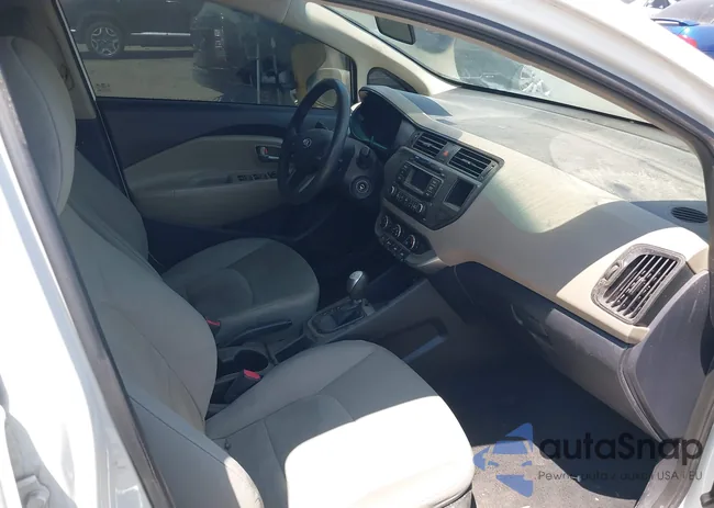 KNADM5A3XF6459146: 42945905