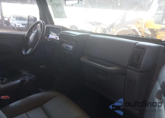 1J4FY29P8VP497015: 42945337