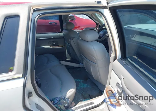 1LNLM82W7VY735175: 42945543