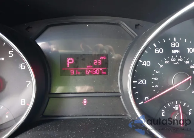 KNDMB5C14G6113888: 42946911