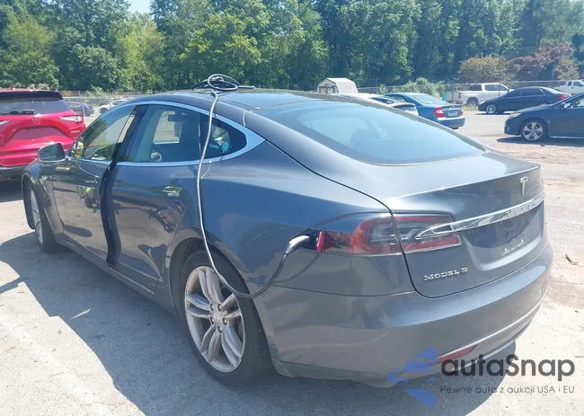 5YJSA1AG5DFP09747: 42946260