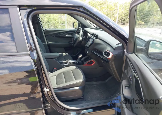 KL79MUSLXPB215584: 42947726