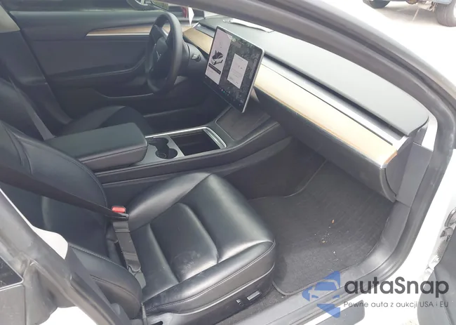 5YJ3E1EC4NF105673: 42947790