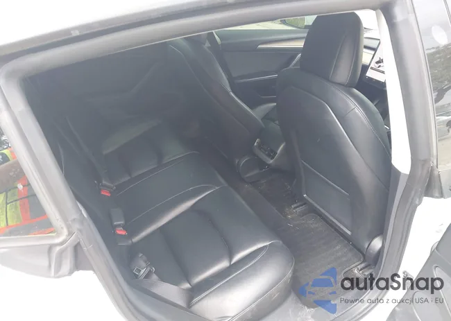 5YJ3E1EC4NF105673: 42947790