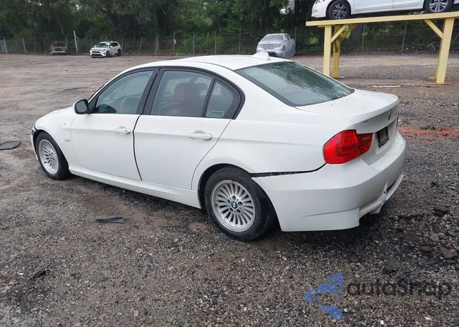 WBAPH7C53BE459890: 42947137