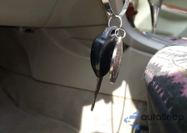 2T1BU4EE2AC385819: 42947338