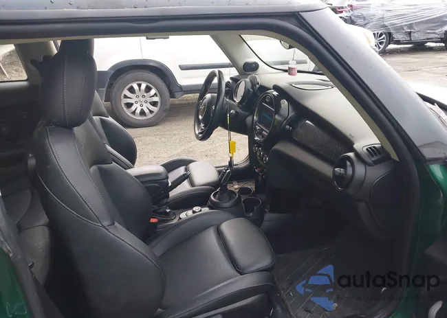 WMWXR5C07L2M15884: 42947389