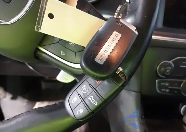 2C3CDXCT3GH126976: 42947450