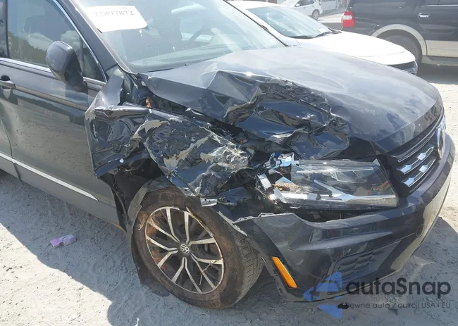 3VV3B7AX7MM030418: 42948724