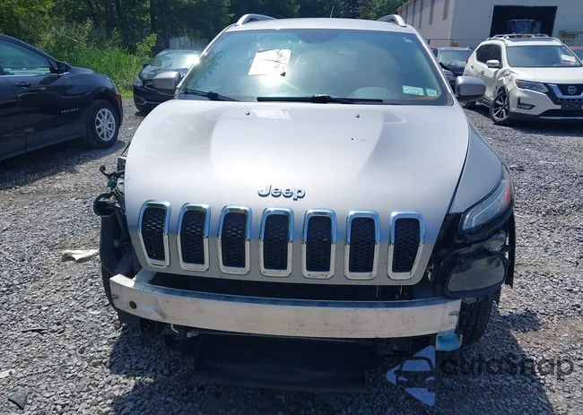 1C4PJMCS6FW583227: 42948781