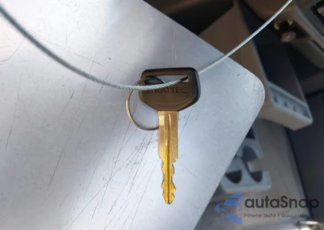 JT4RN93P8M5030992: 42948885