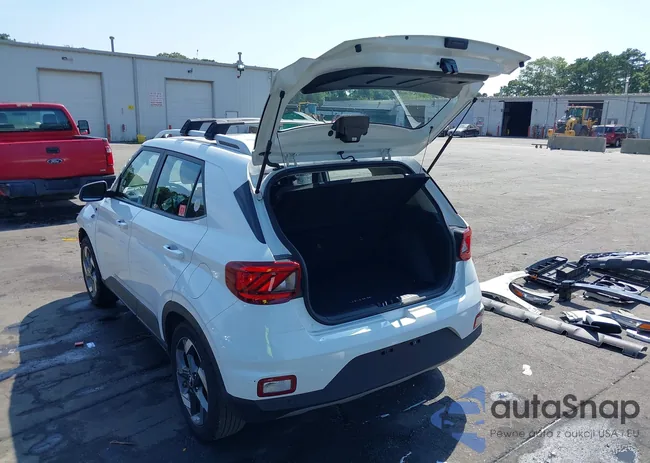 KMHRC8A37RU313764: 42948976