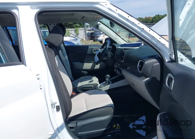 KMHRC8A37RU313764: 42948976