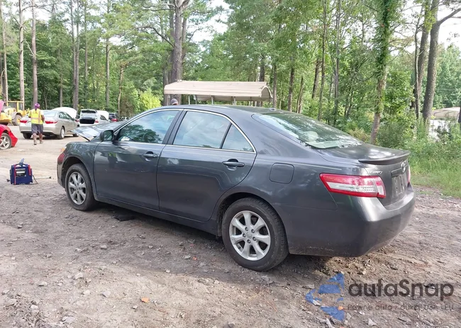 4T1BF3EK4BU658348: 42949049