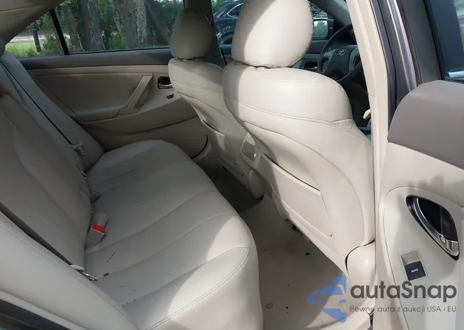 4T1BF3EK4BU658348: 42949049