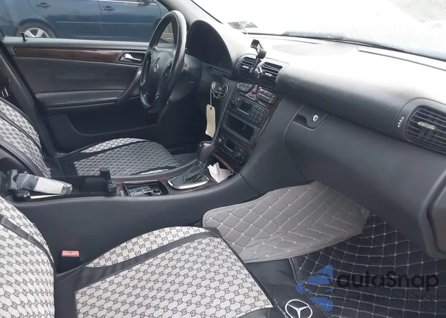 WDBRF84J54F448386: 42949050