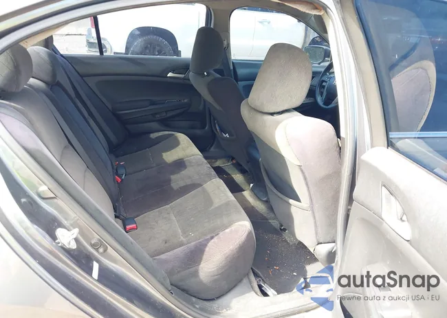 1HGCP26499A071723: 42948242