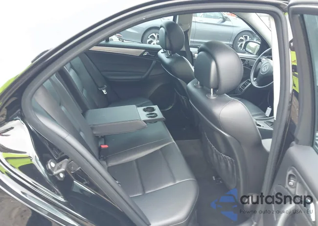 WDBRF52H06F783797: 42949548