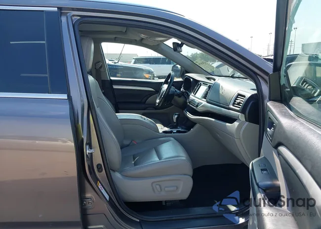 5TDKZRFH4HS523904: 42949579