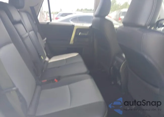 JTEFU5JR9P5300878: 42949790