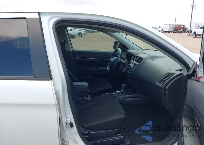 4A4AP3AU4FE038600: 42949178