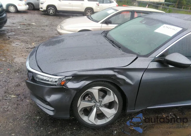 1HGCV2F9XJA040924: 42949302