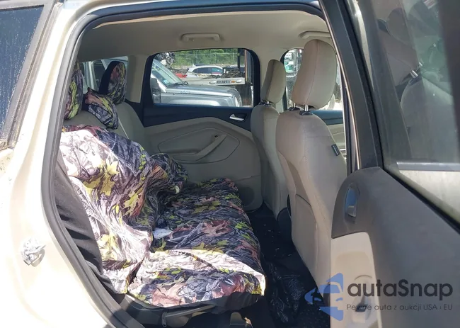 1FMCU0GD2JUA74262: 42949334