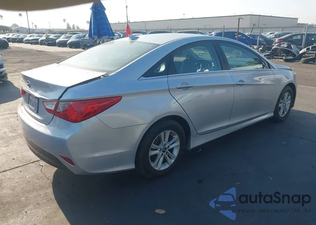 5NPEB4AC9EH814917: 42949367