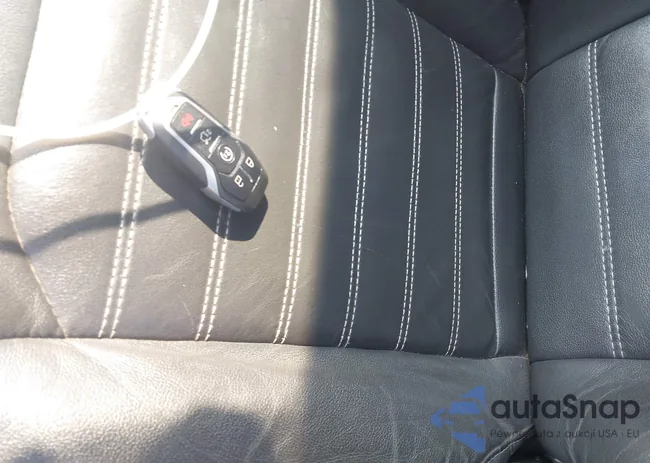 3FA6P0HD1FR188927: 42951004